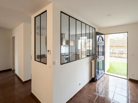 Int&eacute;rieur d'un bureau dans une imprimerie